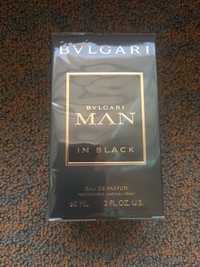 Parfum Bvlgari Man Wood Essence si Man Black