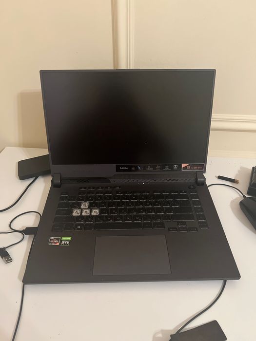 Asus ROG Strix G513