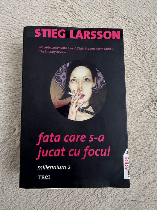 Carte “Fata care s-a jucat cu focul”