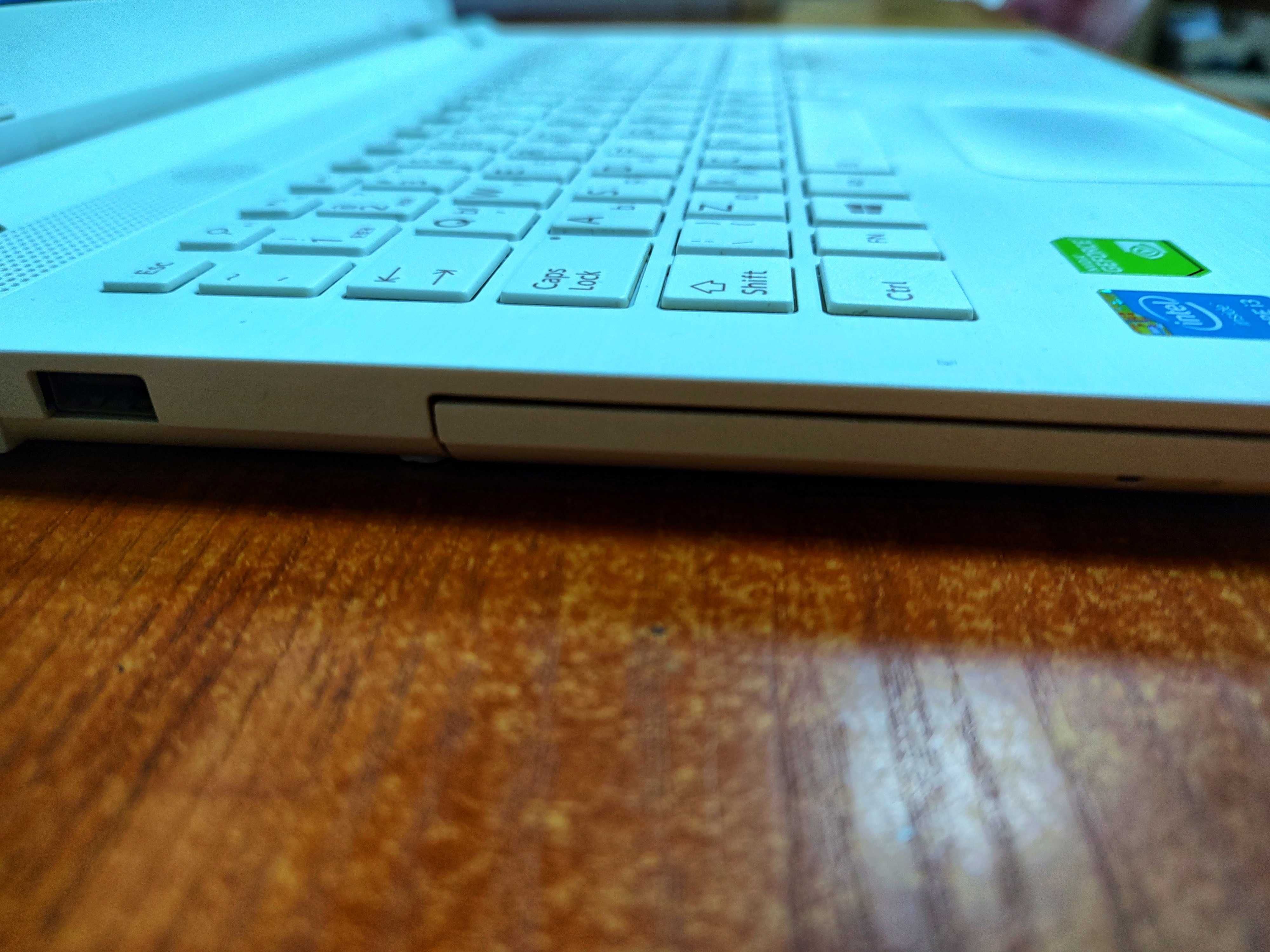 Toshiba Satellitе C55 128 SSD 8 gb ram + Гаранция 299лв