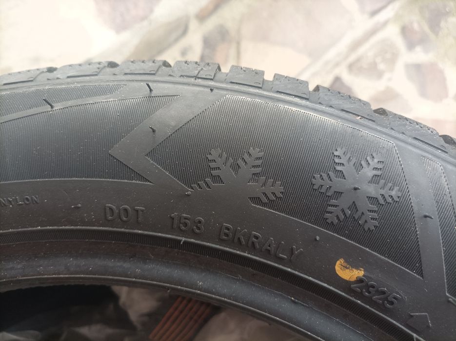 Anvelope noi iarnă 215/55R 17 2025