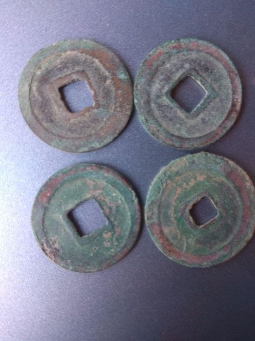 100 китайских монет династии Северный Сун, 10-11 века. Оригинал!