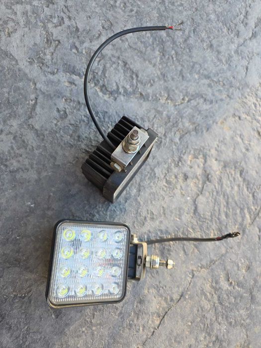 Proiector auto LED profesional 12 V - 2buc masina duba lumina alba
