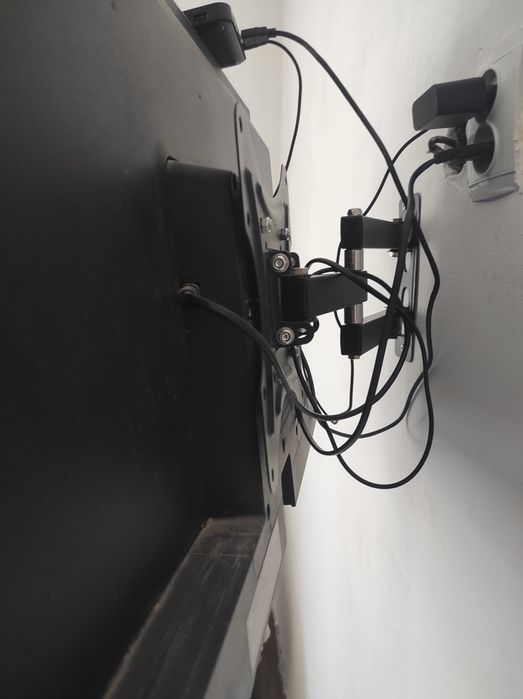 Продам телевизор 32 дьюм