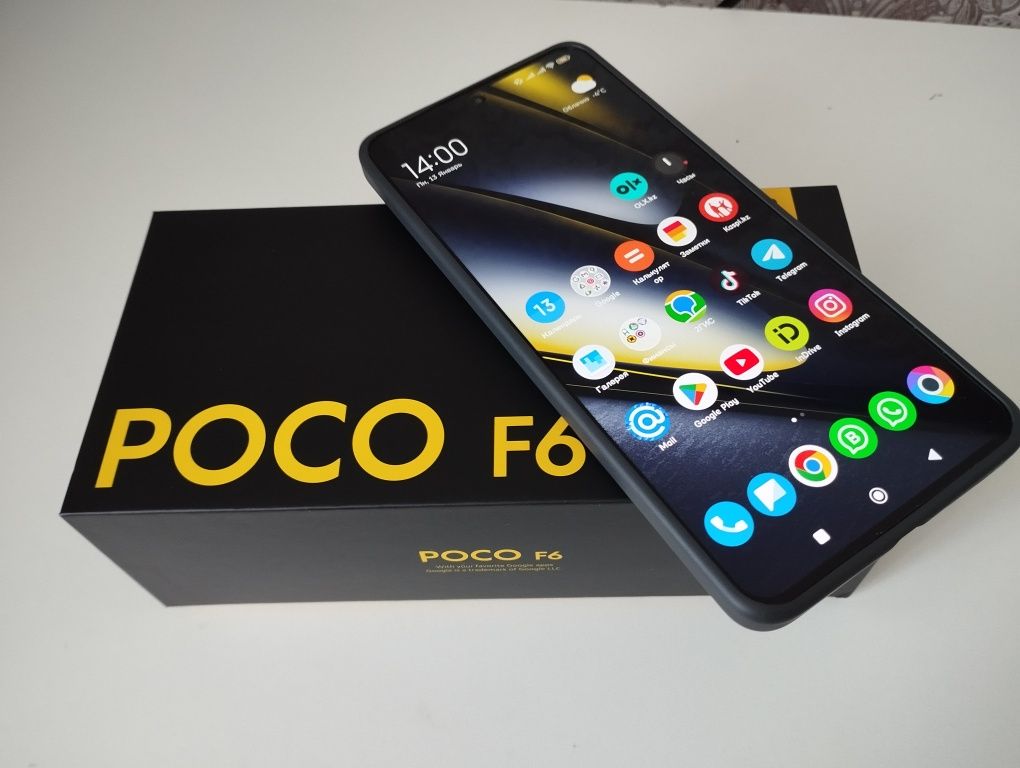 Продам смартфон Poco F6