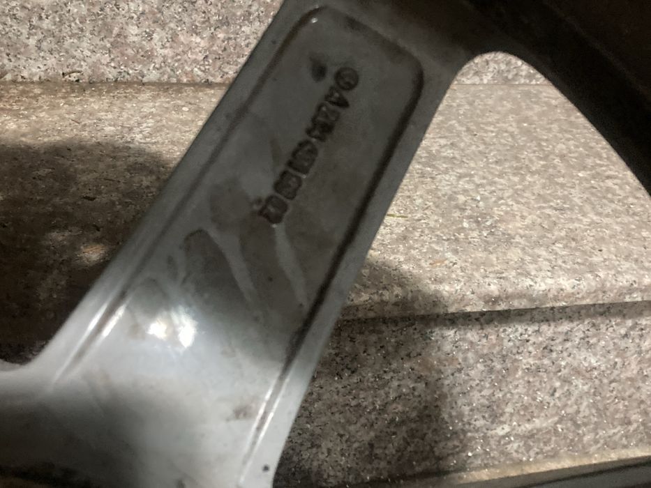 Продавам за Мерцедес w204 джанти АМГ спорт пакет 18”