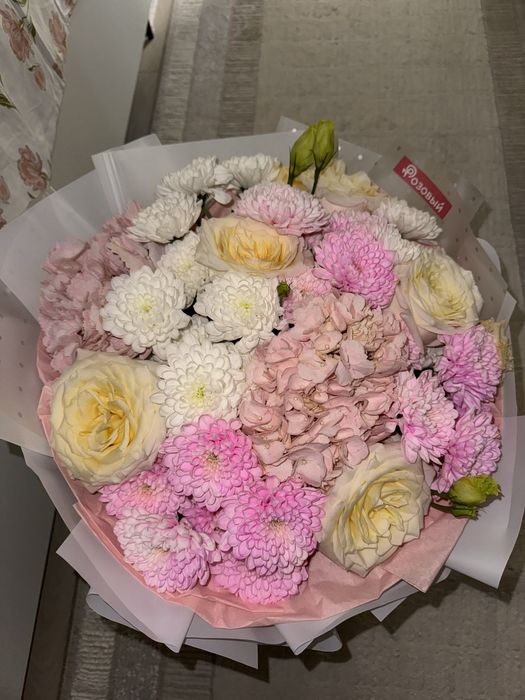 Букет цветов большой свежие