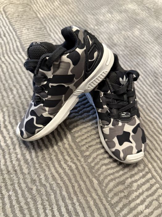 Детски маратонки и боти adidas