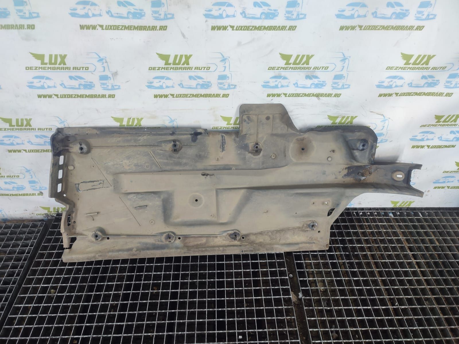 Scut caroserie dreapta 6q0825202n Seat Ibiza 4 6J [2008 - 2012] 1.2 t