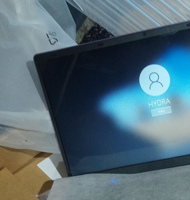 Продам новый ноутбук, компактный