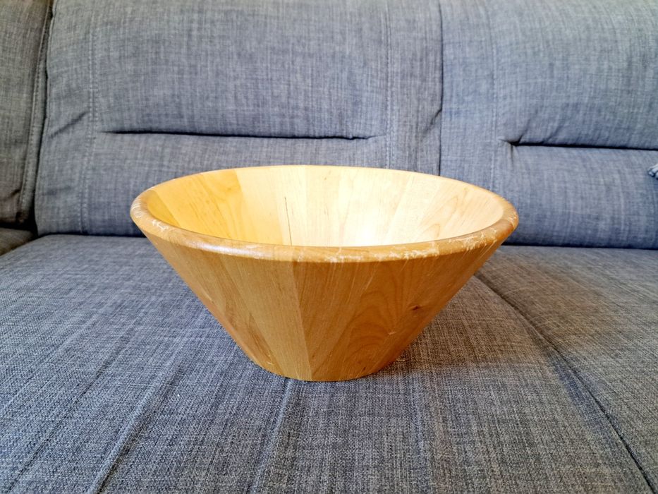 Чаши и чинии нови