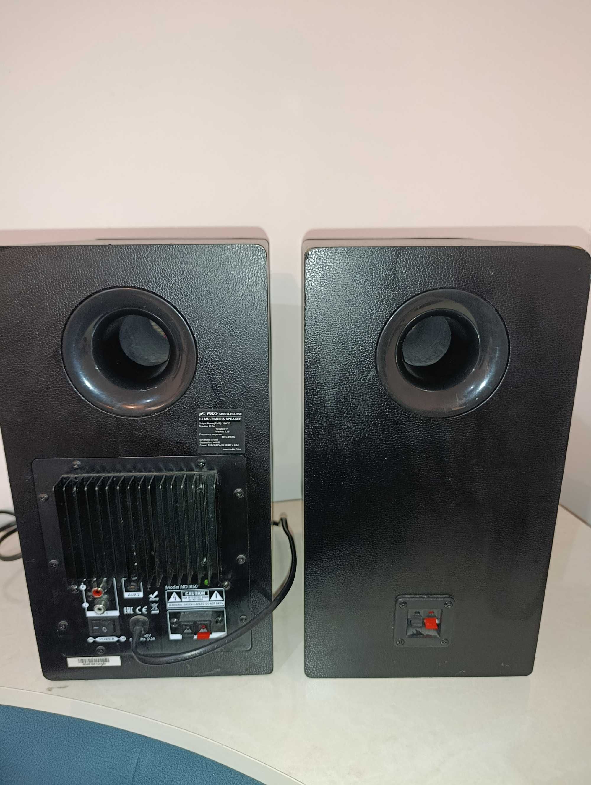 Kolonka F&D model R50 Multimedia speaker 2.0 Output Power (RMS) 31WX2