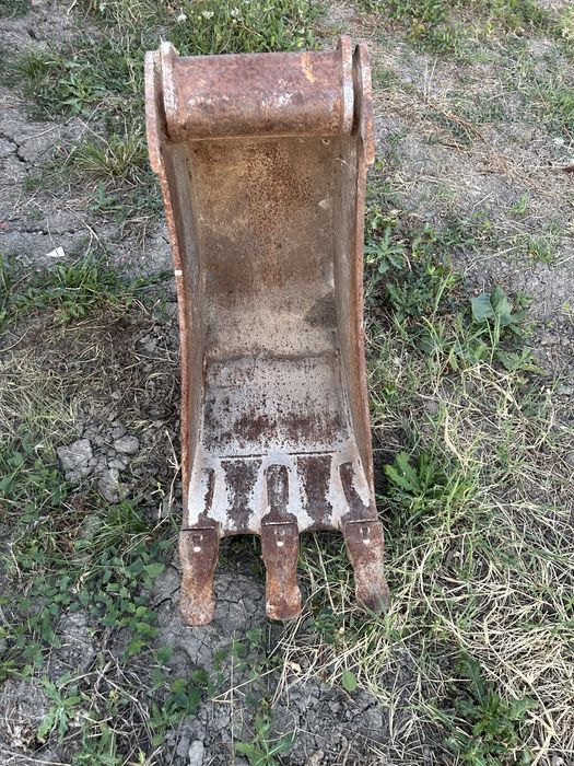 Vand 3 cupe 2 de 30 si una de 60
