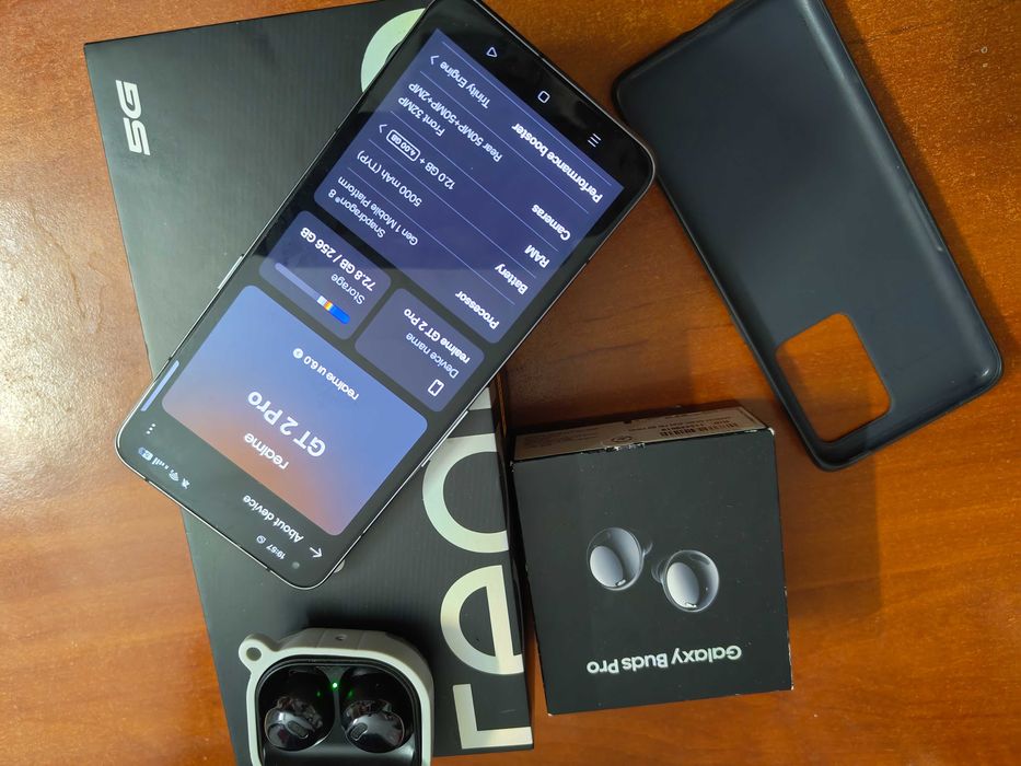 Realme GT2 Pro + Samsung Buds Pro
