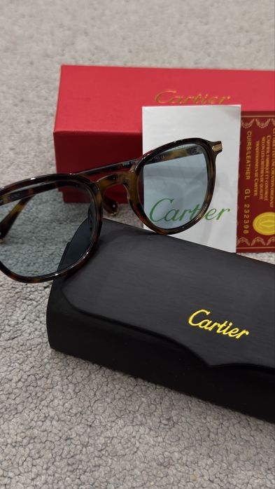 Cartier очки.
