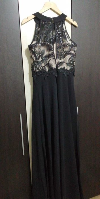 Официална рокля размер L