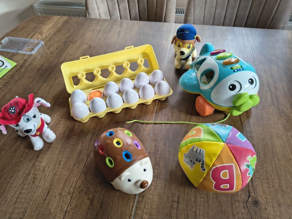 Различни сетове играчки