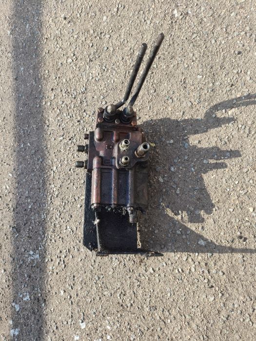 Распределитель б/у