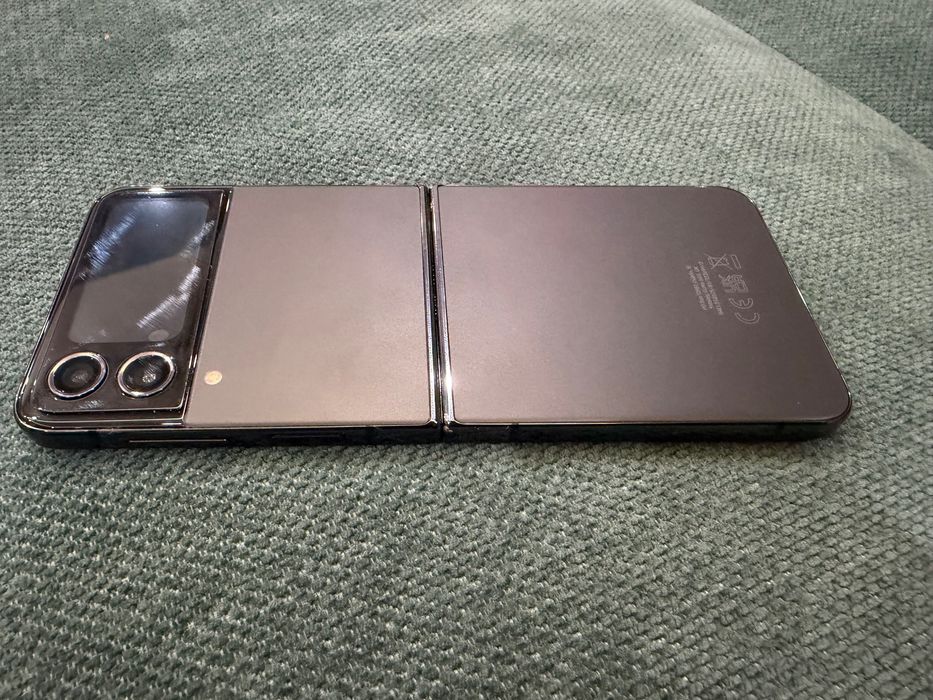 Samsung Z Flip 4