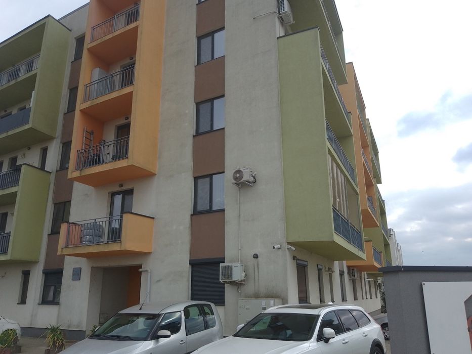 apartament 3 camere 67 mp + 2 terase