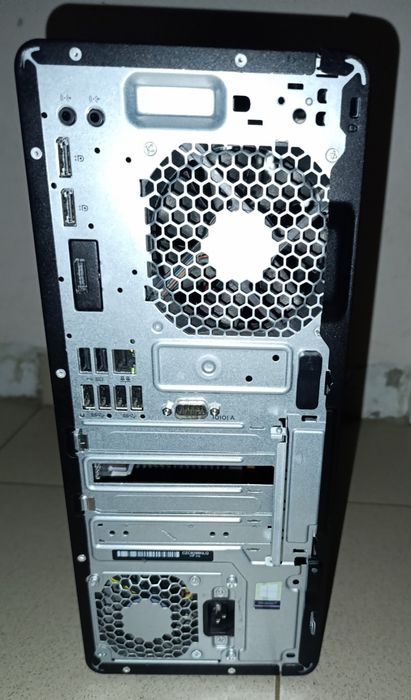 Настолен компютър HP