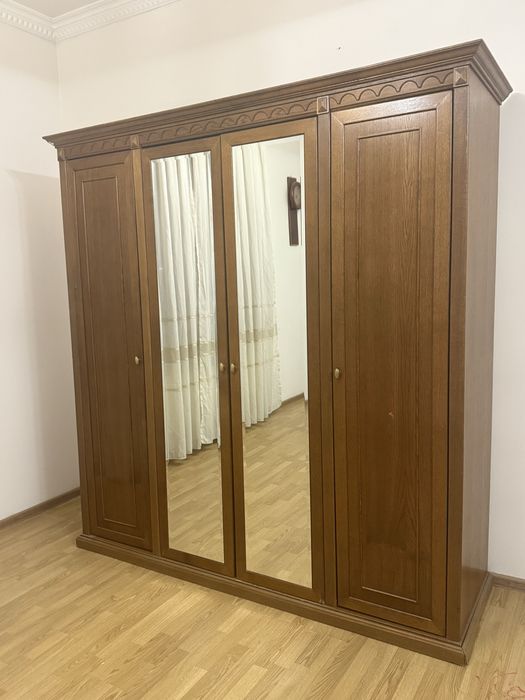 Шкаф в спальнью