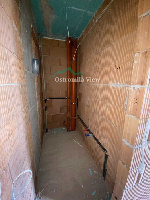 Продава се Тристаен апартамент в Пловдив, Остромила - 105 кв.м за 1298 €/кв.м - Снимка #6