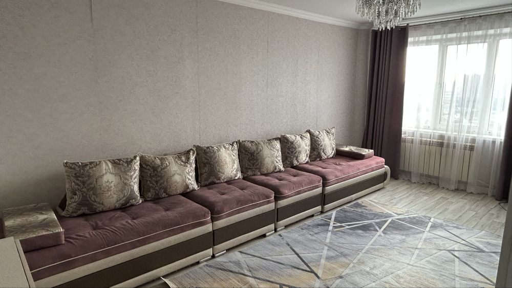 Срочно продам диван