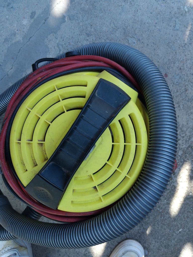 Прахосмукачка 1000w