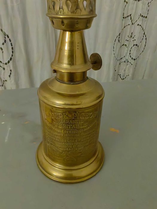 Френска газена лампа