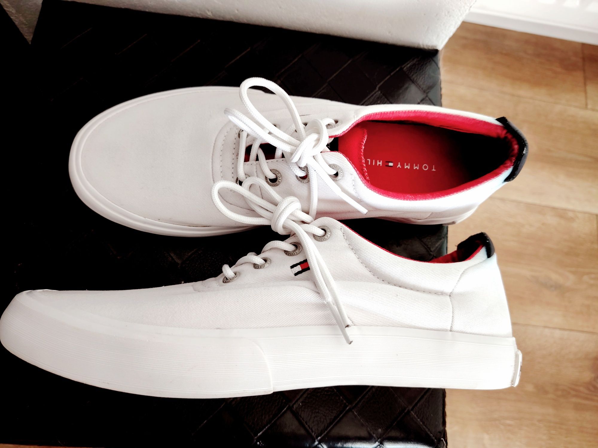 Tommy Hilfiger Оригинални мъжки или унисекс ниски кецове висок клас 40