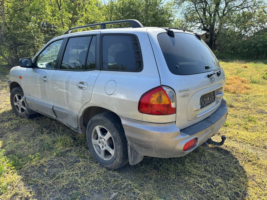 Продавм Hyundai santa fe 2.4