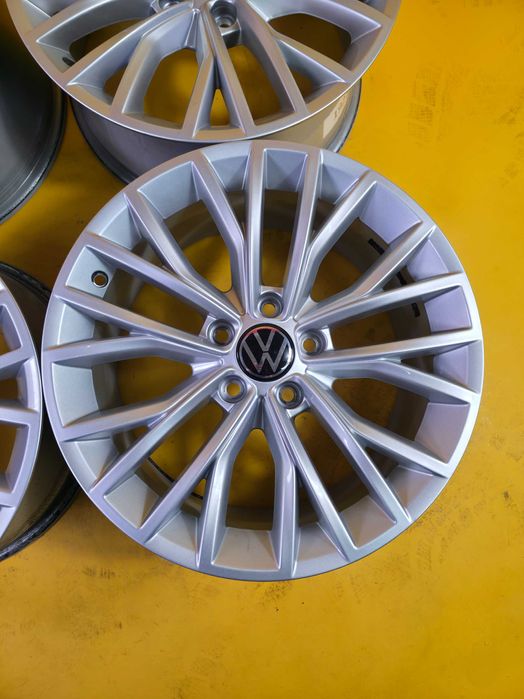 4 Jante Aliaj 5x112 17'' OE VW Arteon Golf Passat Tiguan Sharan Touran