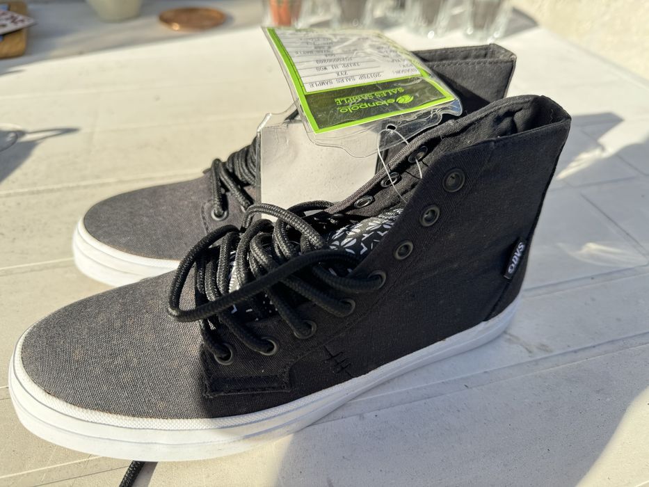 Дамски кецове DVS 3 различни модела 36.5 номер