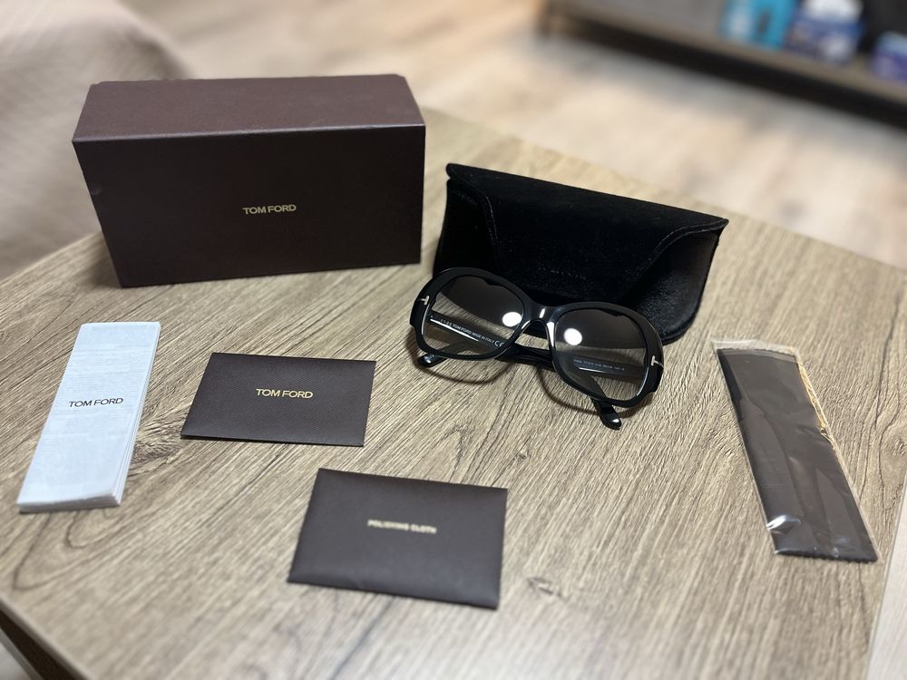 TOM FORD tf874 01b