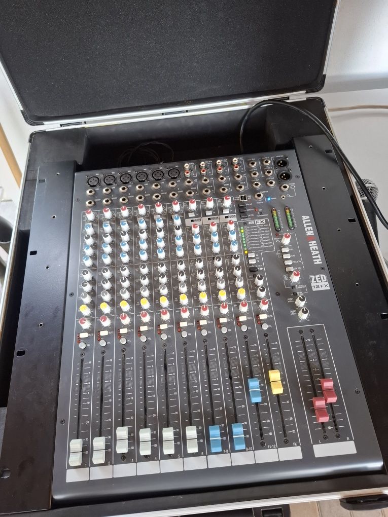 Mixer pasiv  Allen&Hearth Zed 12FX