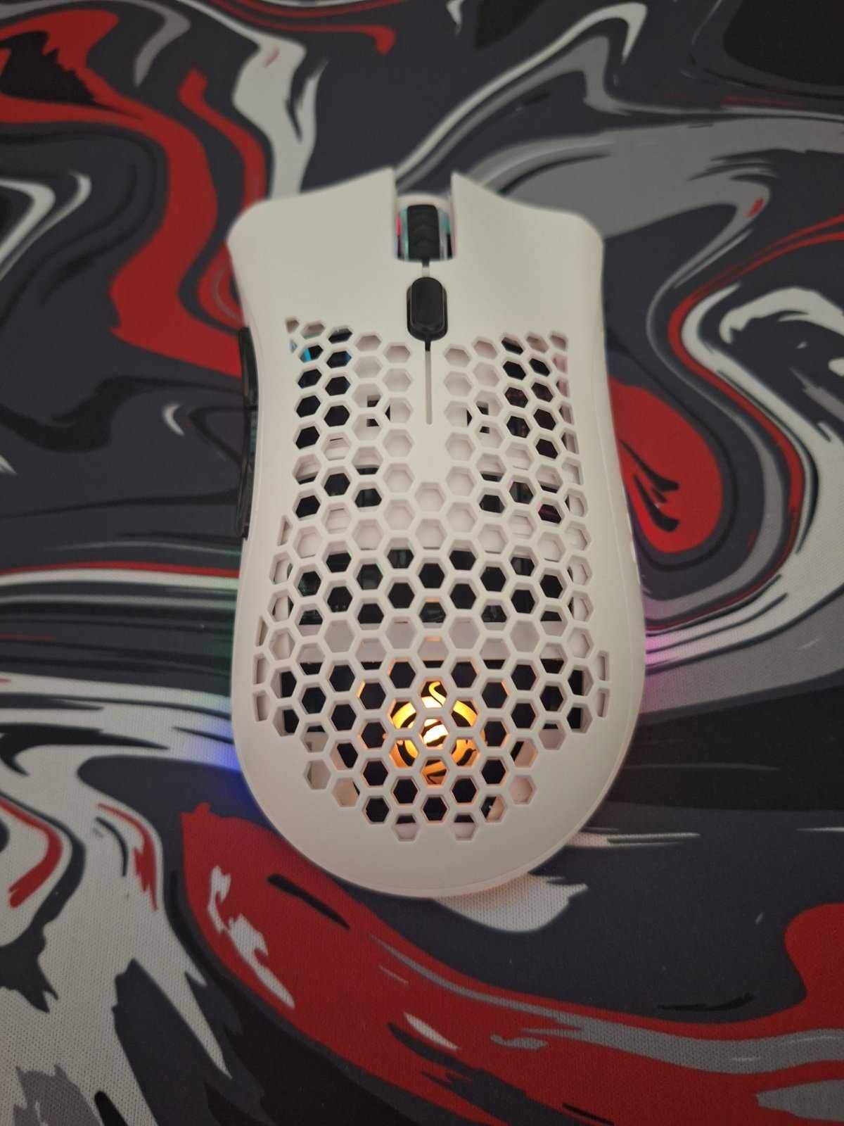 Безжична геймърска мишка BM600 – RGB подсветка, презареждаща, USB 2.4G
