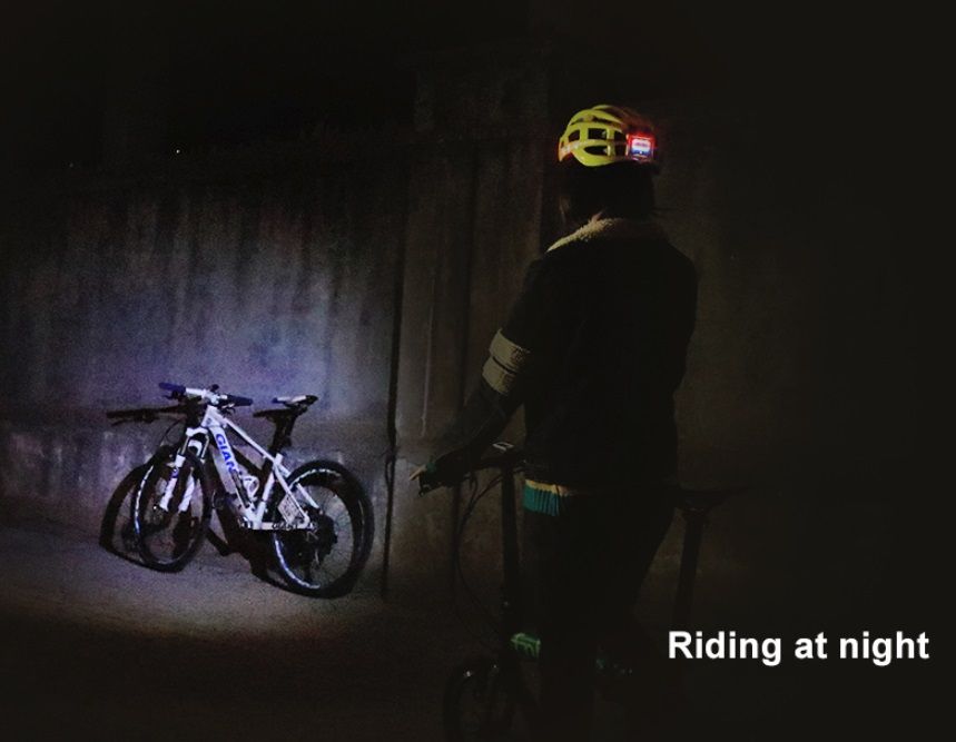 Вело шлем ROCKBROS с фонарями