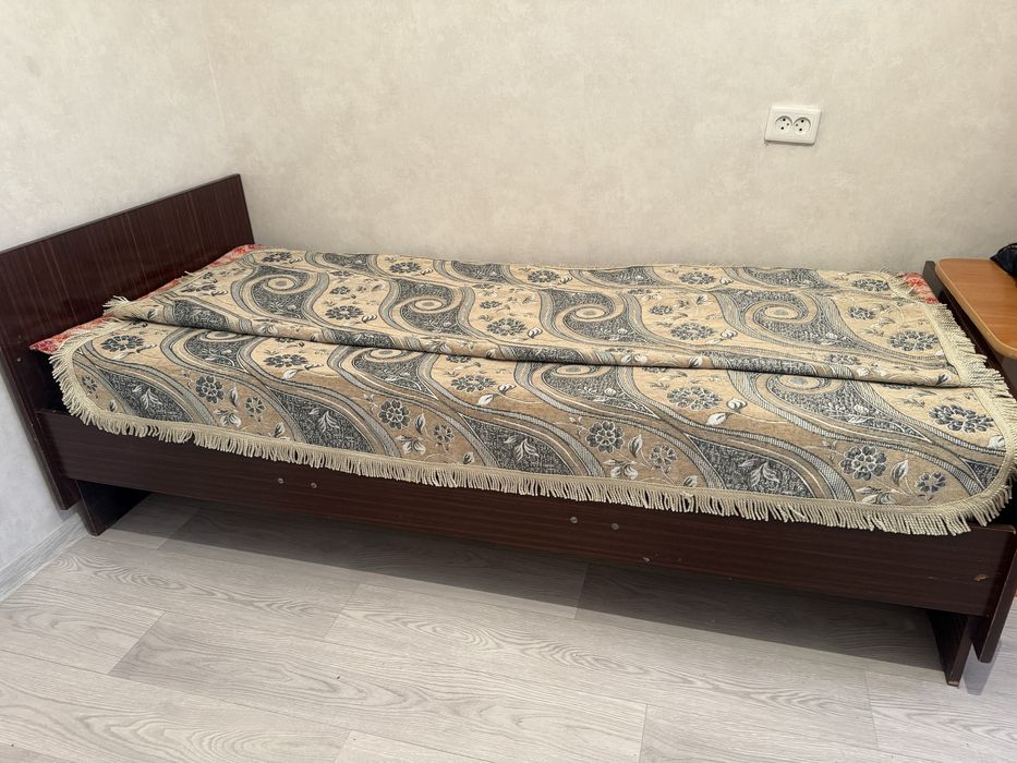 Кровать одинарный
