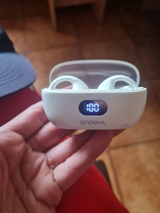 Câți andoel 200 de ron