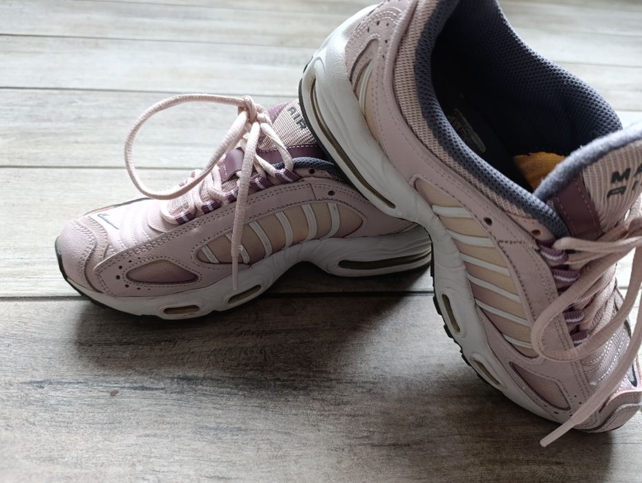 Маратонки Nike air max