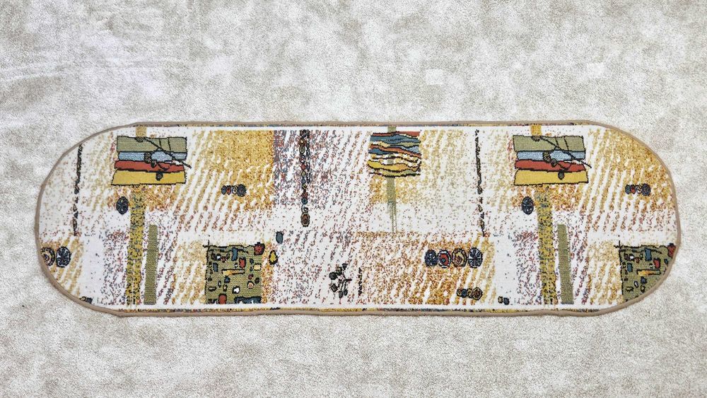 Covor hol cu model dimensiuni 50x180 stare excelenta