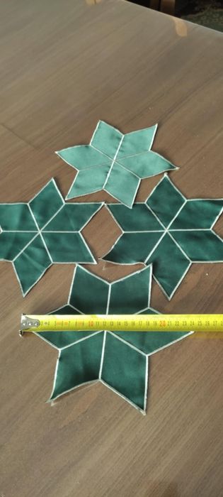 Сатенени подложки/ каренца* КОЛЕДНИ звезди* 4 броя