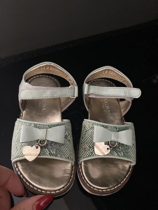 Нови детски маркови обувки