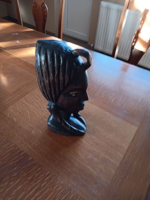 Дървени маски качествени