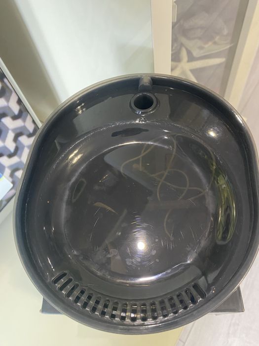 Автоматичен диспенсър за вода за коте или куче