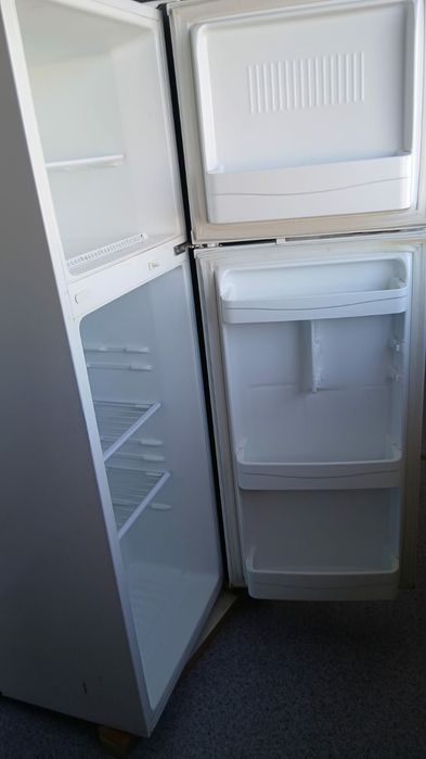 Продаётся холодильник