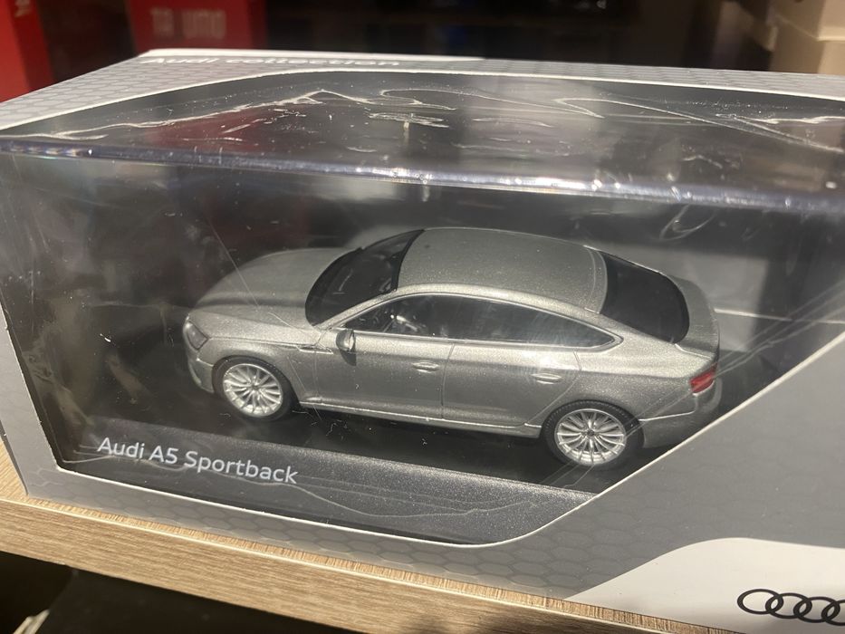 SPARK AUDI A5 Sportback machetă auto scara 1:43 dealer edition