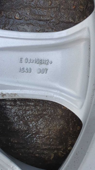 Jante BMW X5 originale aliaj magneziu R 19 cu anvelope de iarna