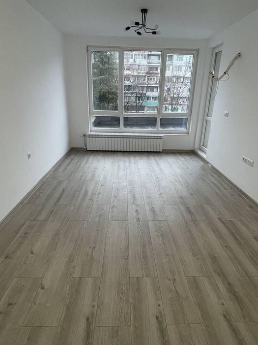 Дава се под наем Двустаен апартамент в Бургас, Славейков - 57 кв.м за 433.5 € - Снимка #3